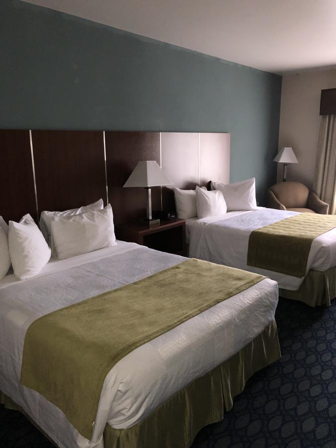 Countryview Inn & Suites Robinson Buitenkant foto