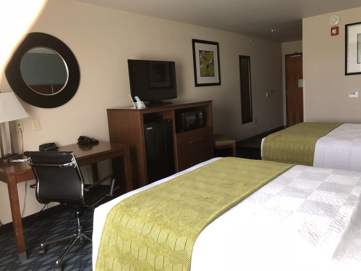 Countryview Inn & Suites Robinson Buitenkant foto