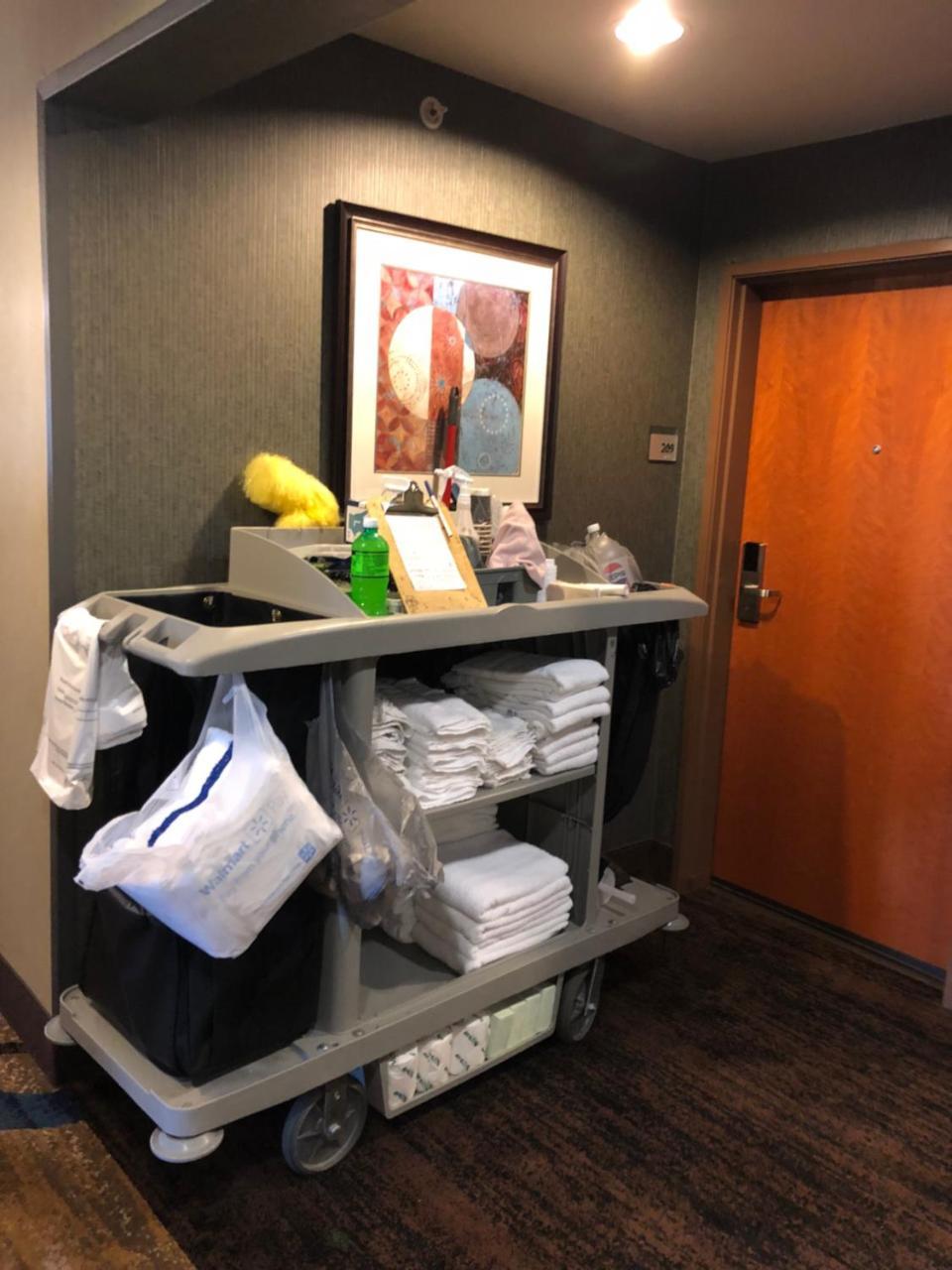 Countryview Inn & Suites Robinson Buitenkant foto
